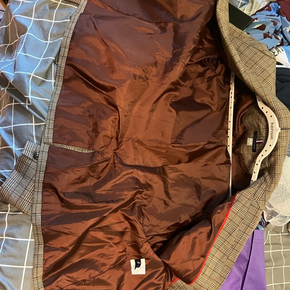 Blazer - Picture 5 of 9